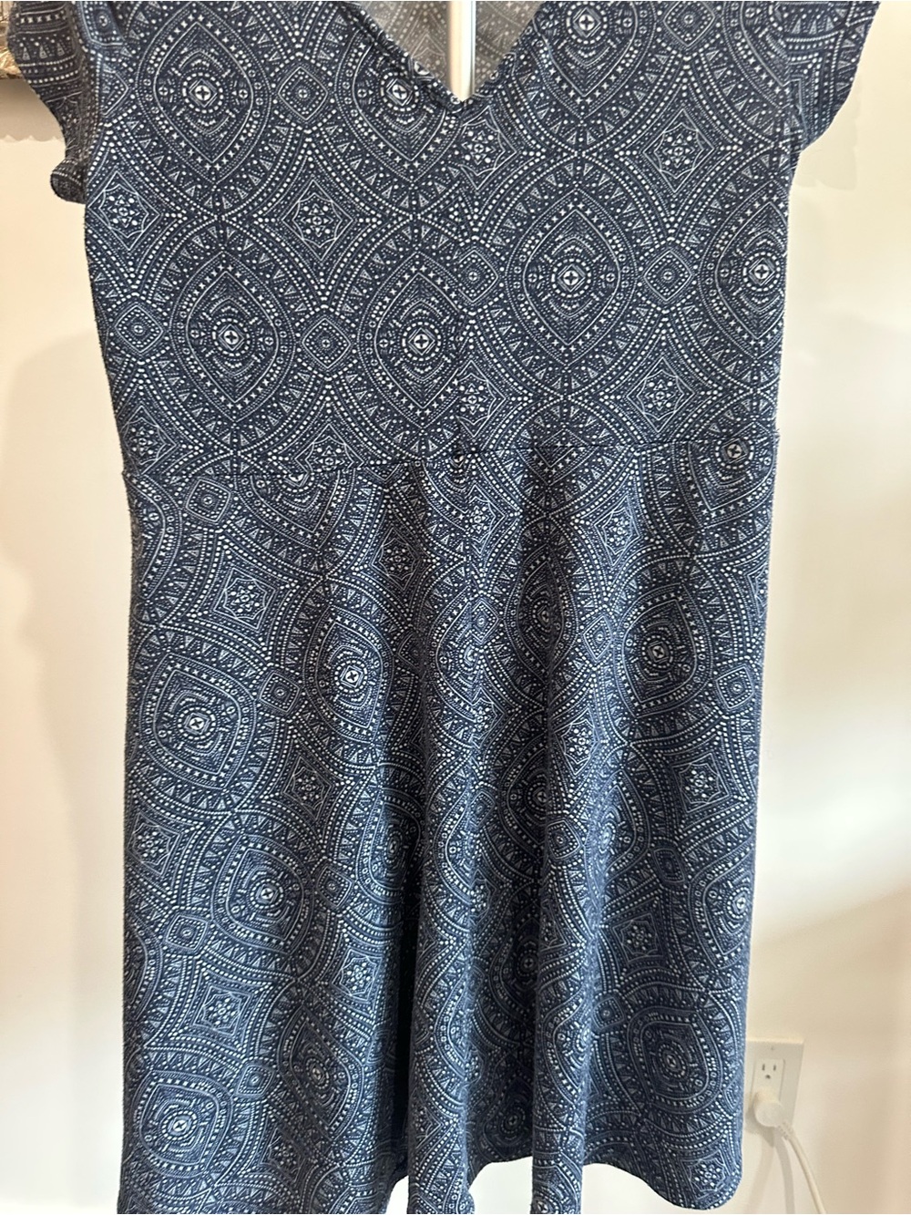 Blue Geometric Cap-Sleeve Fit-and-Flare Dress - Picture 5 of 6